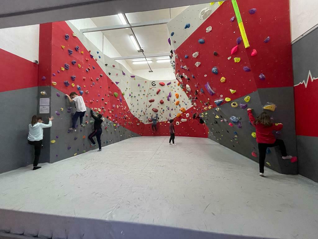 Imatge pels mitjans: Rocòdrom d'escalada municipal